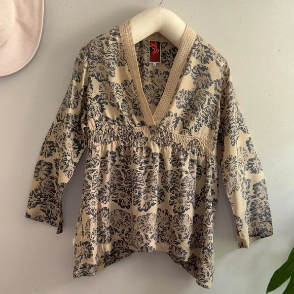 Johnny Was Silk shirt - Picture 1 of 4